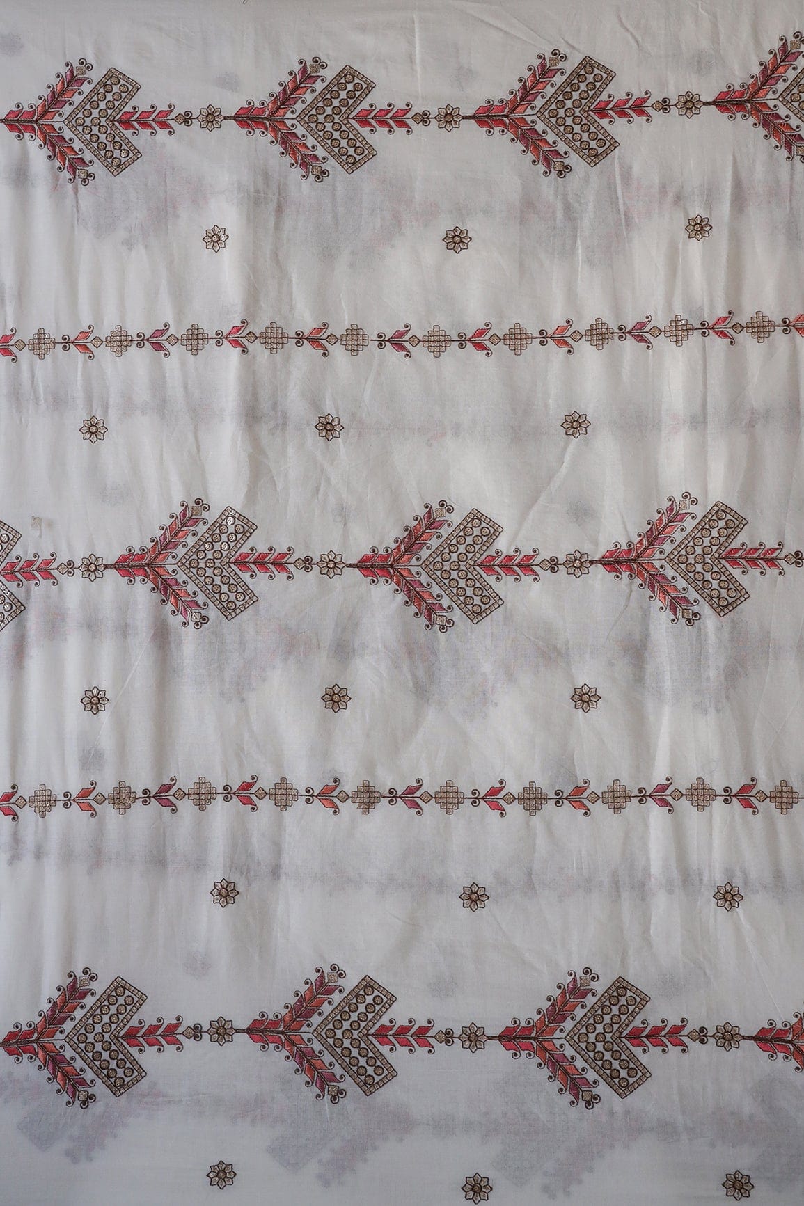 doeraa Embroidery Fabrics Pink And Orange Thread With Gold Sequins Geometric Embroidery Work On Off White Organic Cotton Fabric
