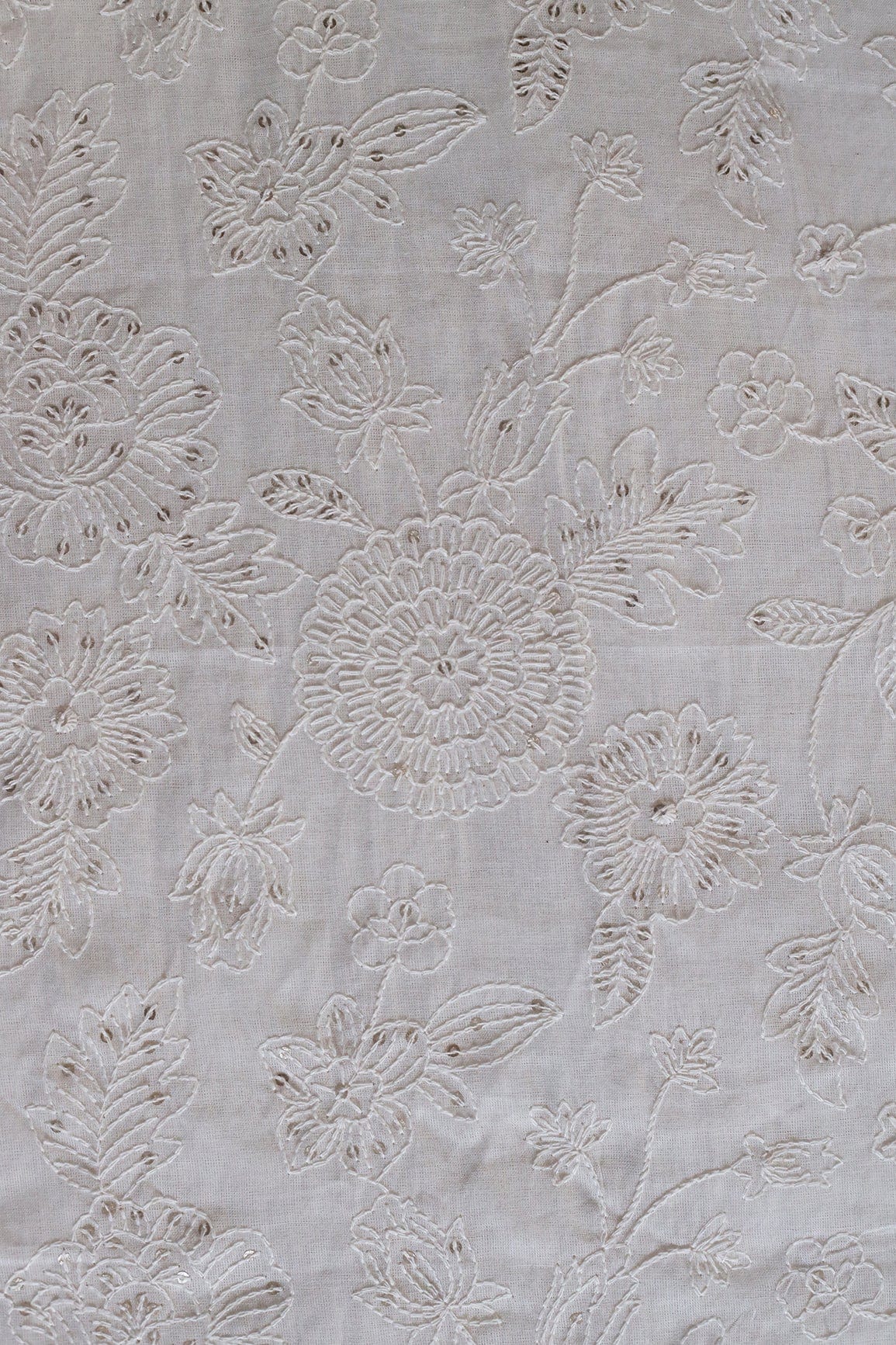 doeraa Embroidery Fabrics White Thread With Gold Sequins Heavy Floral Embroidery Work On White Cotton Fabric