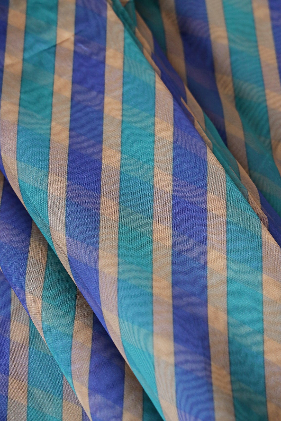 doeraa LEHENGA SET Blue And Beige Unstitched Lehenga Set Fabric (3 Piece)