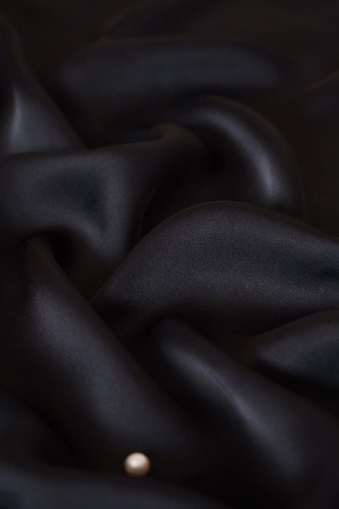 doeraa Plain Fabrics Black Dyed Georgette Satin Fabric