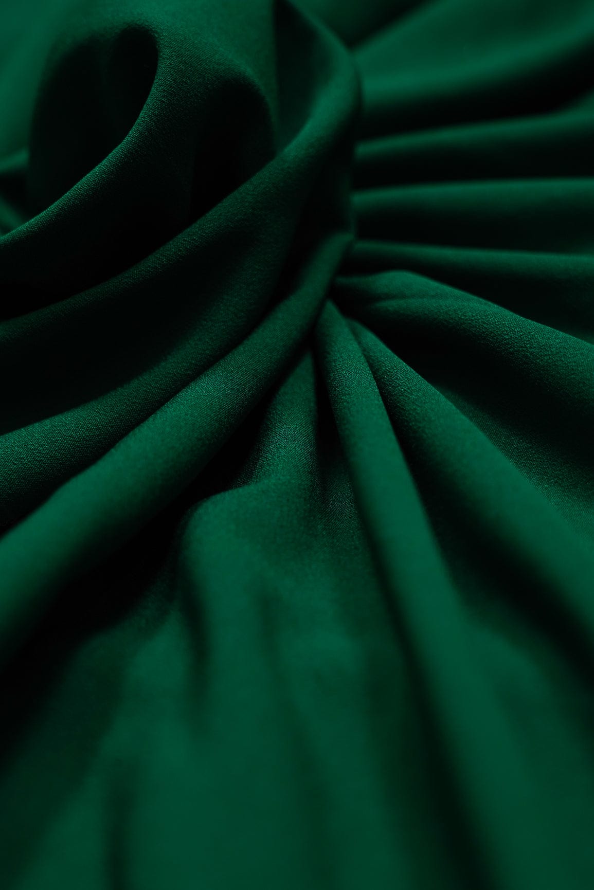 doeraa Plain Fabrics Bottle Green Dyed Crepe Fabric