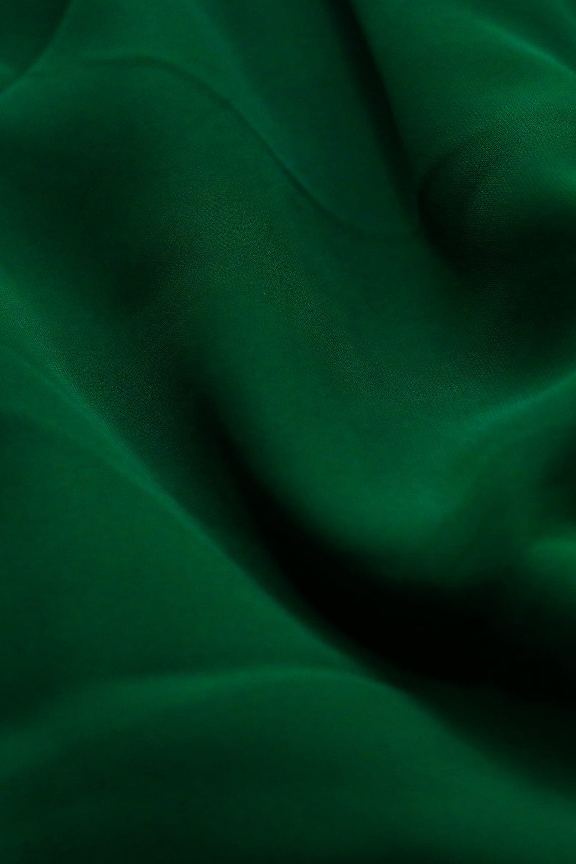 doeraa Plain Fabrics Bottle Green Dyed Georgette Fabric