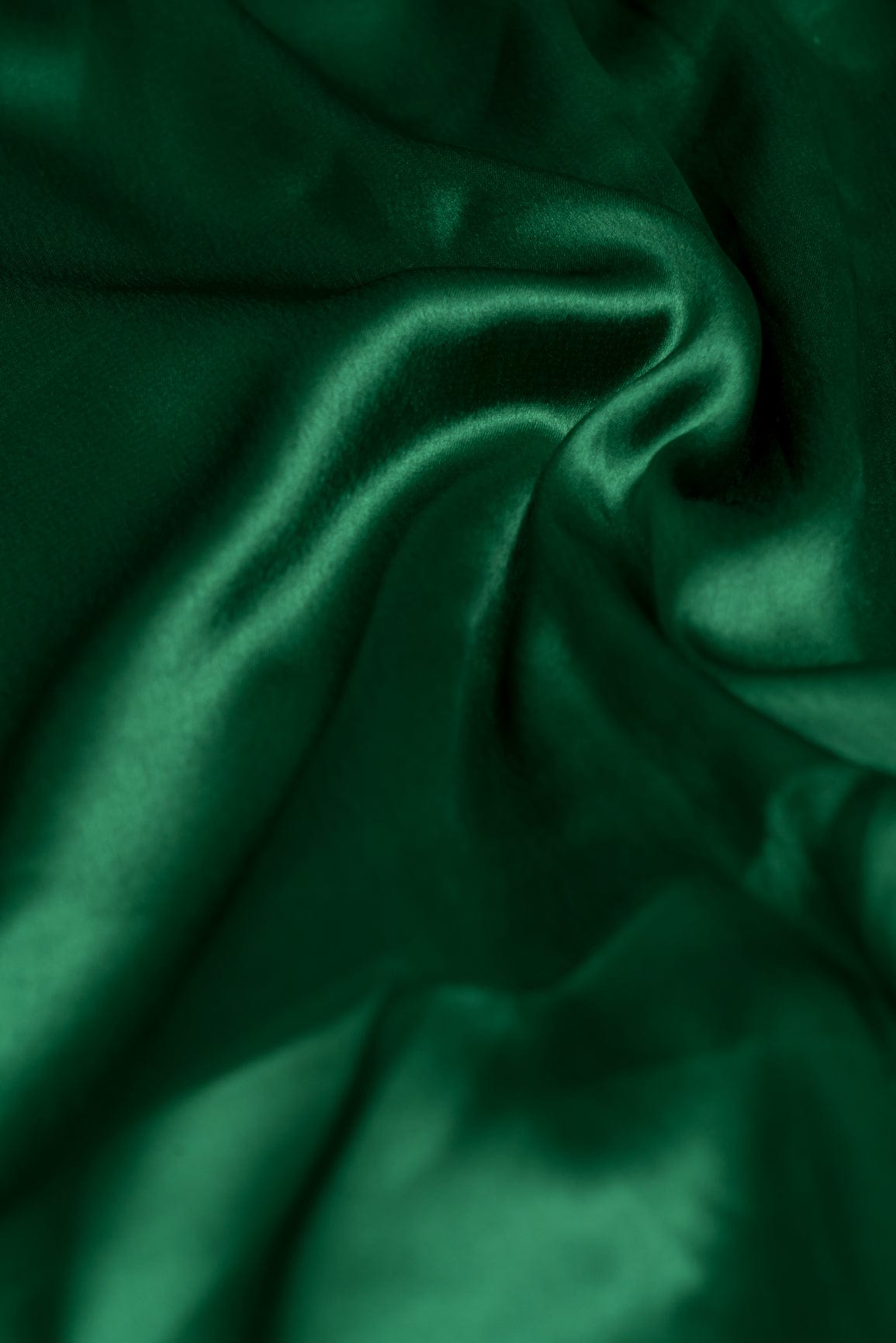 doeraa Plain Fabrics Parrot Green Dyed Satin