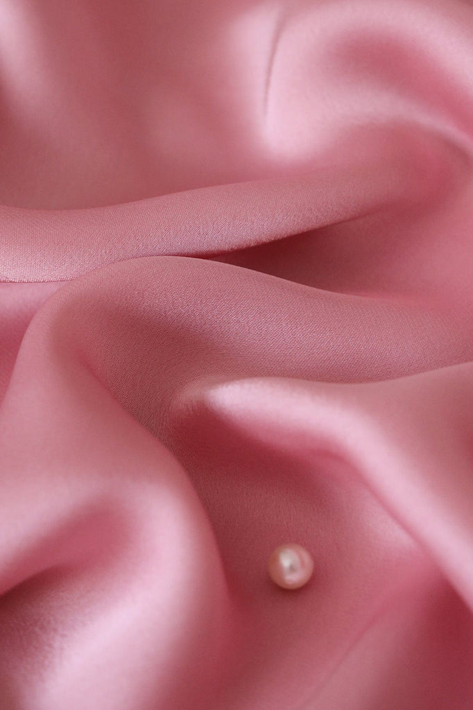 doeraa Plain Fabrics Pink Dyed Georgette Satin Fabric