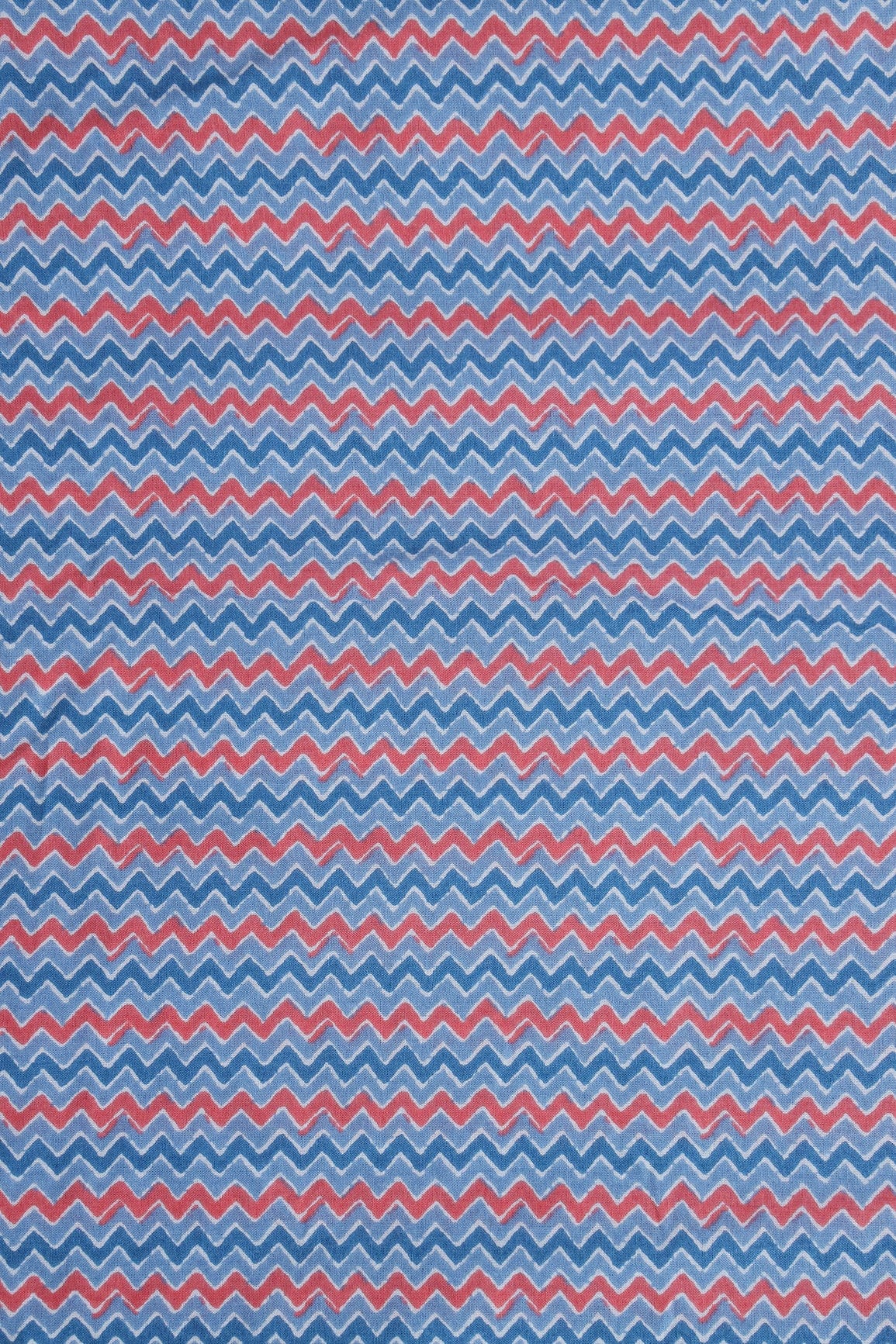 doeraa Prints Airforce Blue And Pastel Red Chevron Print On Pure Mul Cotton Fabric