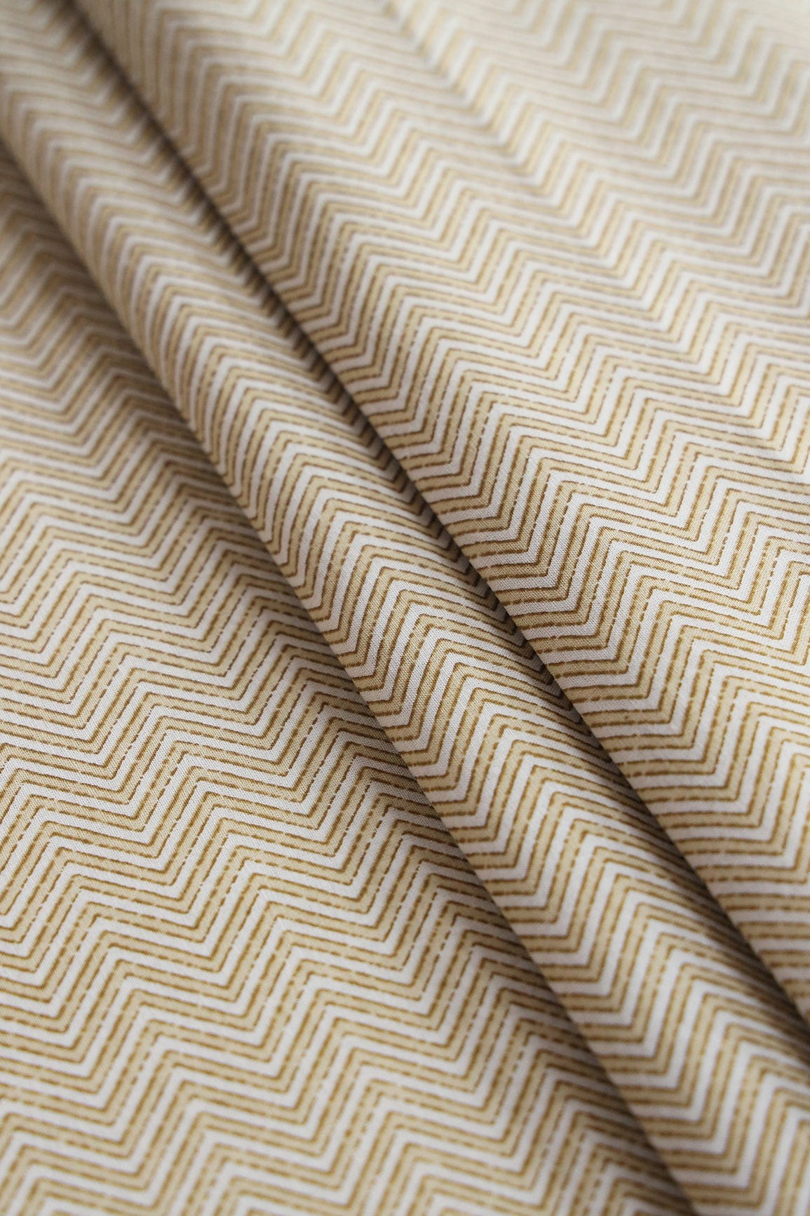 doeraa Prints Beige And Olive Chevron Print On Pure Mul Cotton Fabric