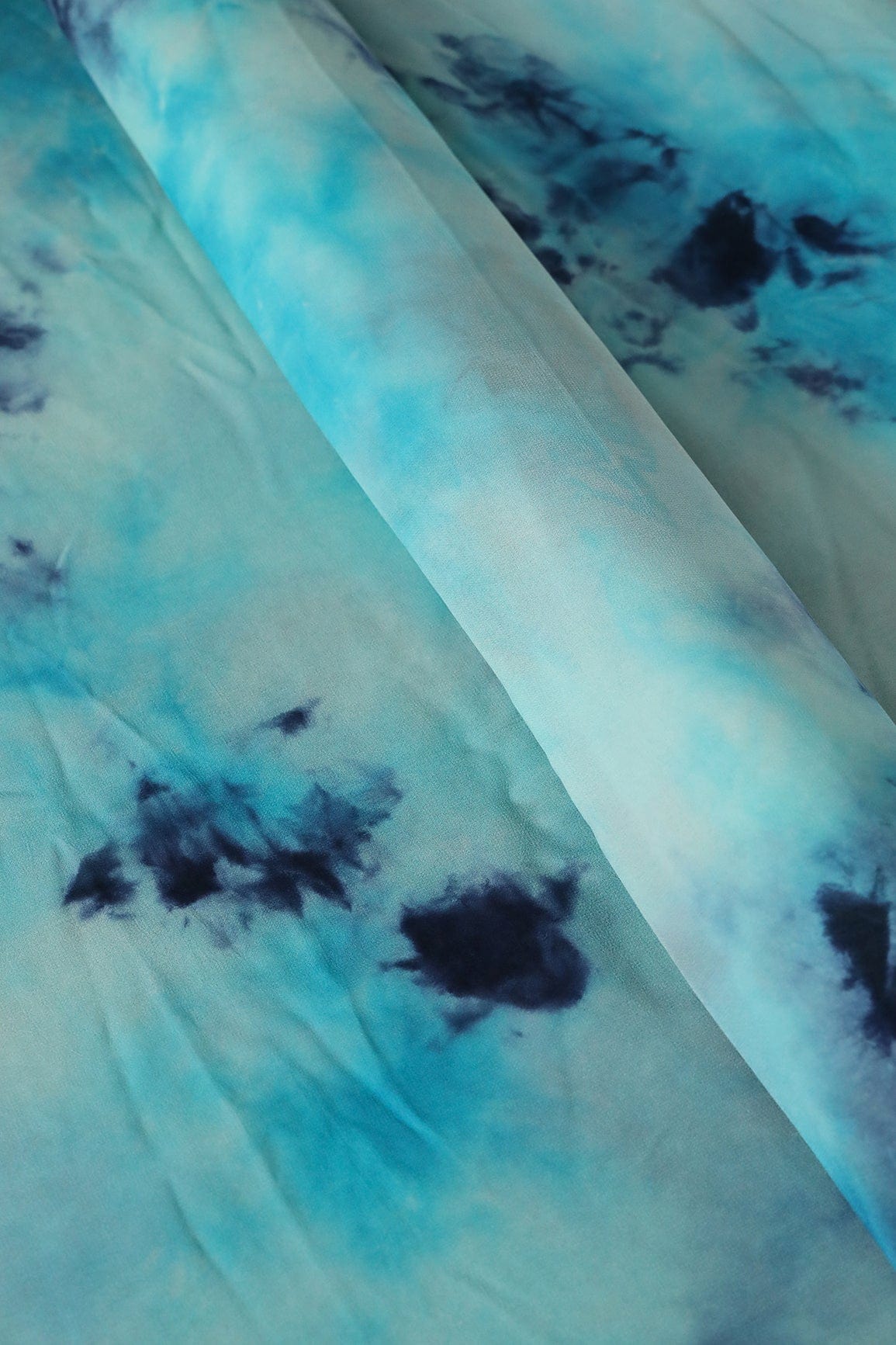 doeraa Prints Blue And Sky Tie & Dye Shibori Print On Viscose Georgette Fabric