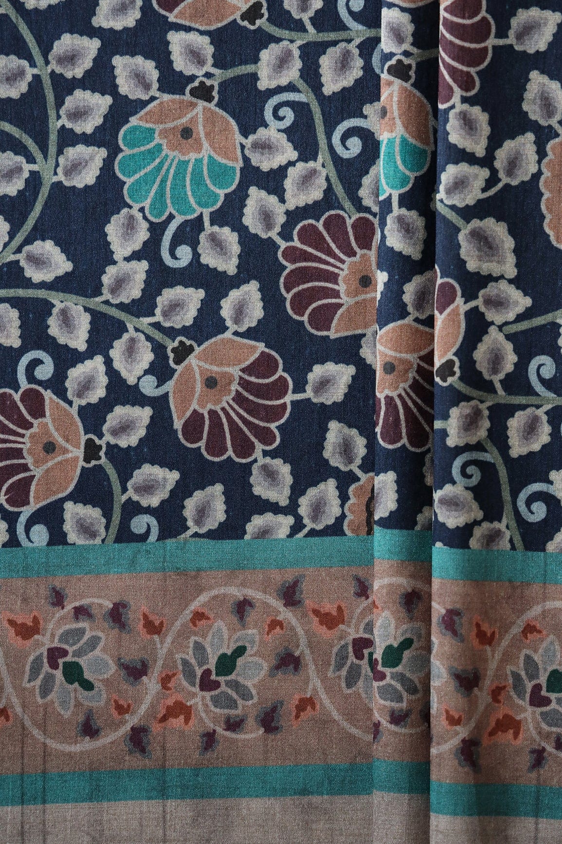 doeraa Prints Blue Floral Pattern Digital Print On Mulberry Silk Fabric With Border