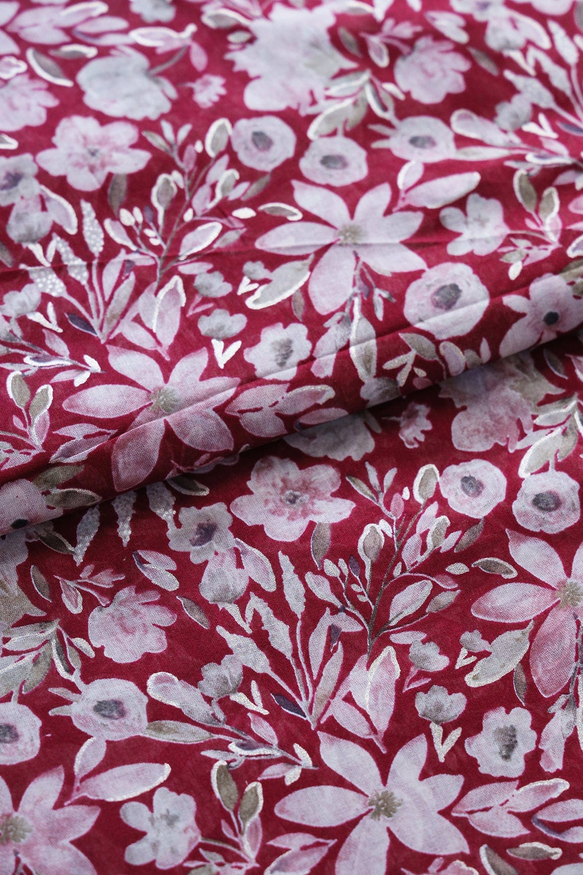 doeraa Prints Maroon And Light Pink Floral With Foil Print On Pure Mul Cotton Fabric