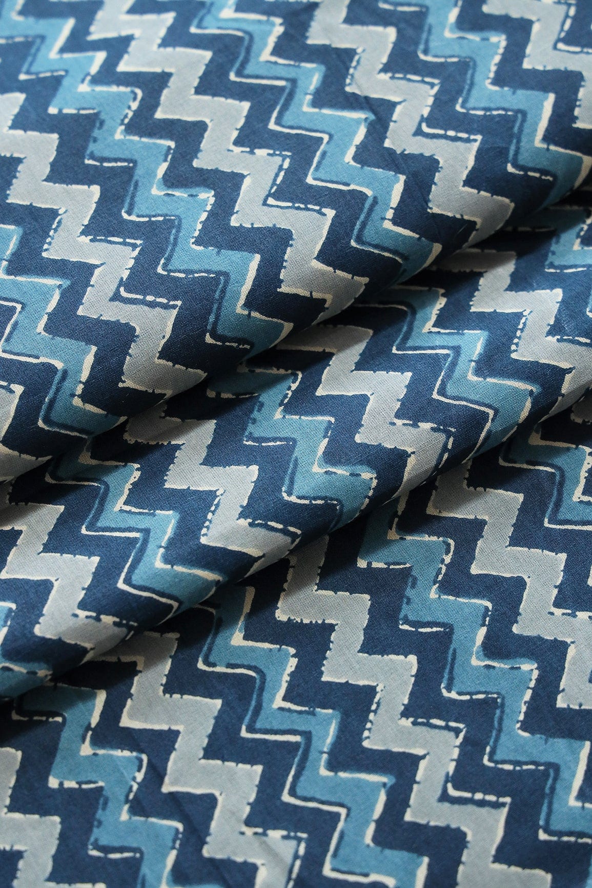 doeraa Prints Navy Blue And Grey Chevron Print On Pure Cotton Fabric