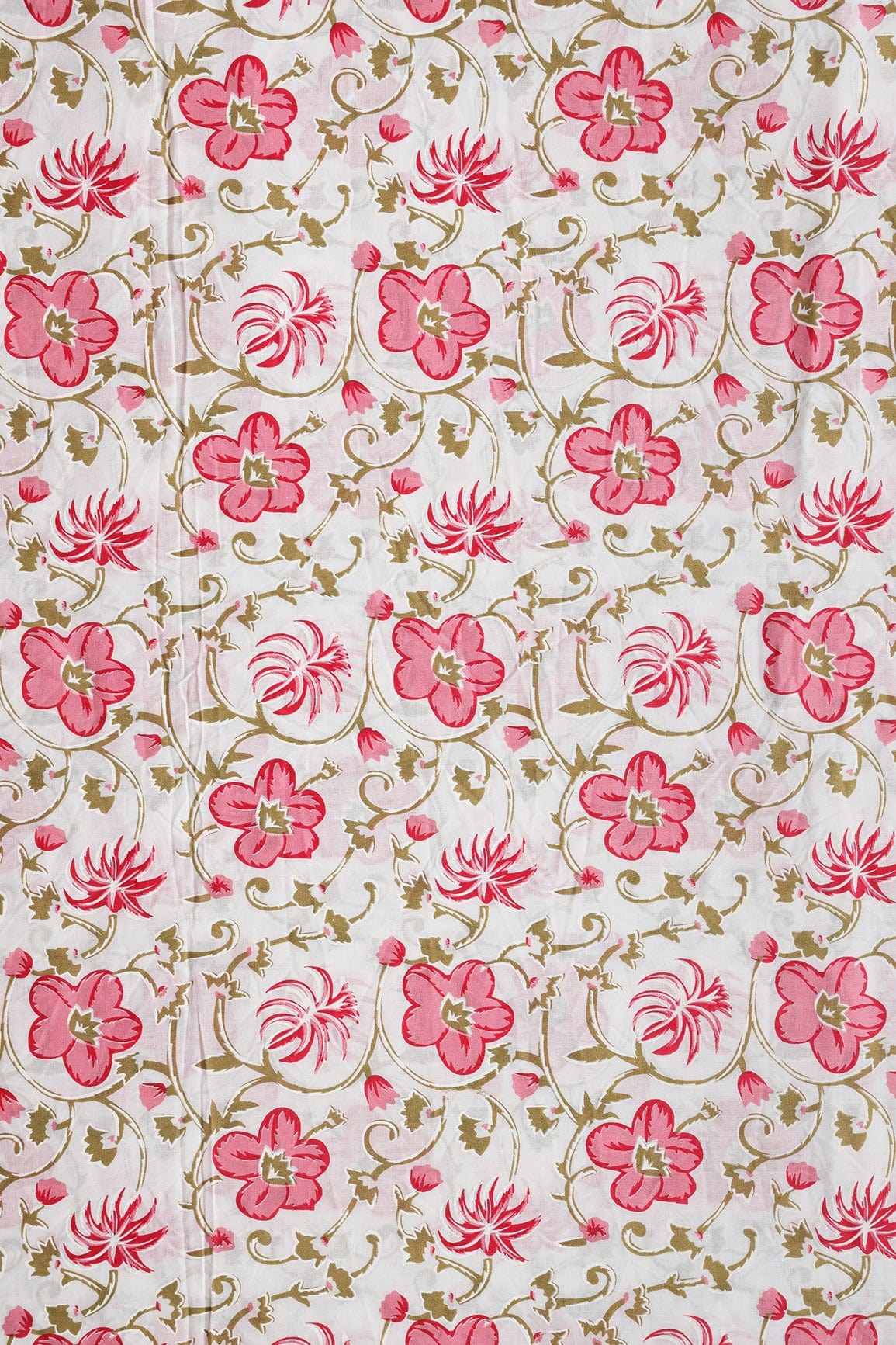 doeraa Prints Off White And Light Pink Floral Print On Pure Mul Cotton Fabric
