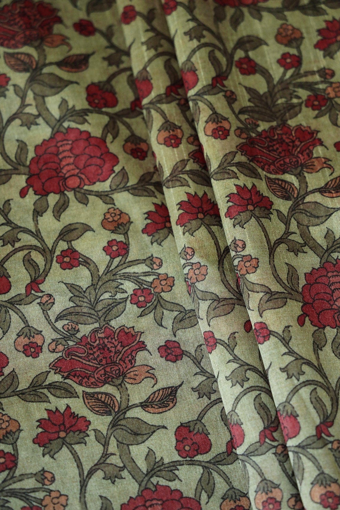 doeraa Prints Olive Floral Pattern Digital Print On Mulberry Silk Fabric