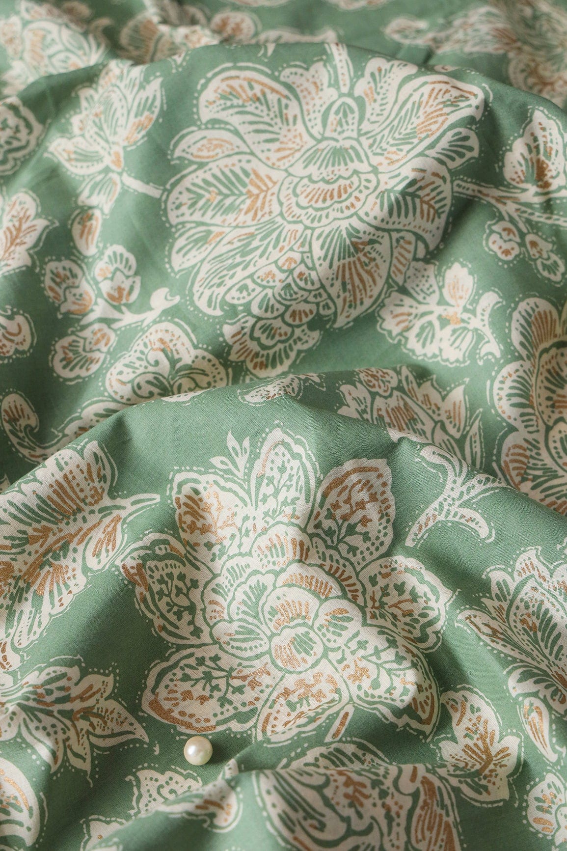 doeraa Prints Olive Green And Cream Floral Print On Pure Cotton Fabric