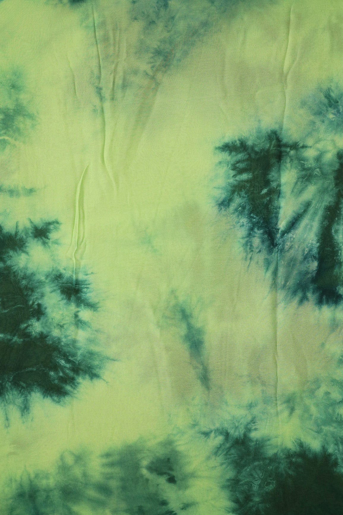 doeraa Prints Parrot Green And Bottle Green Tie & Dye Shibori Print On Viscose Georgette Fabric