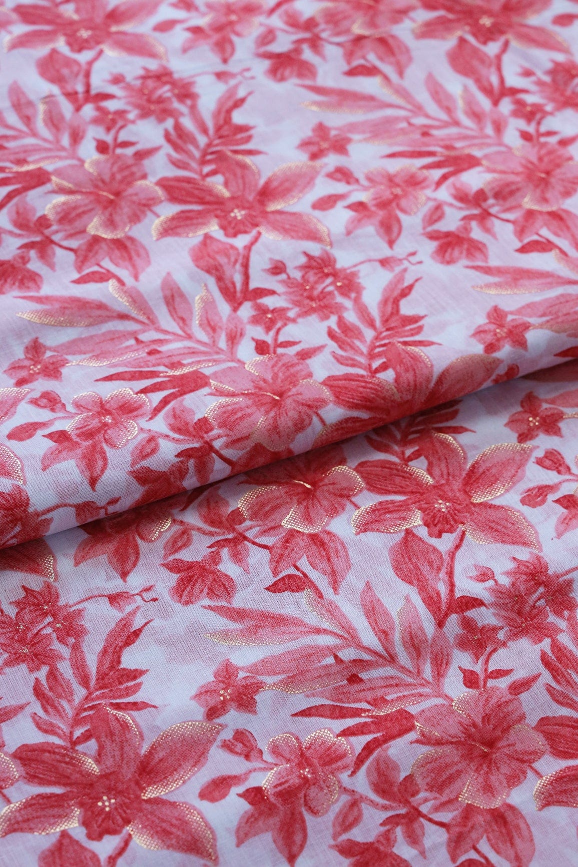 doeraa Prints Peach Floral With Foil Print On White Pure Mul Cotton Fabric