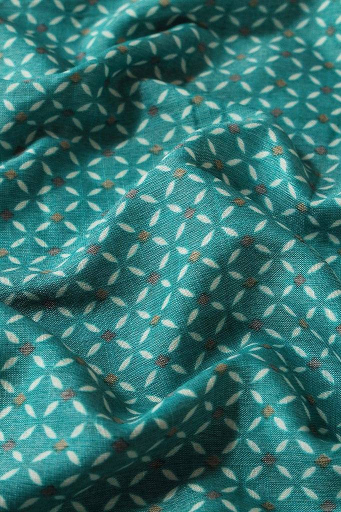 doeraa Prints Persian Green And White Geometric Pattern On Rayon Fabric