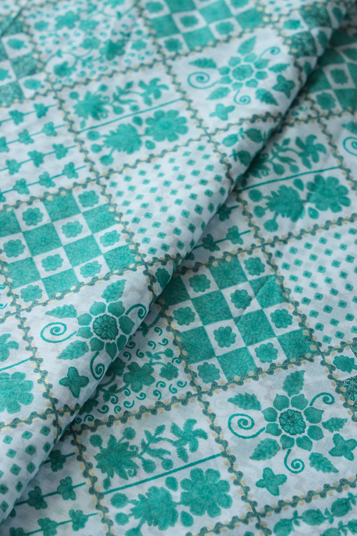 doeraa Prints Persian Green And White Geometric Pattern With Foil Print On Pure Mul Cotton Fabric
