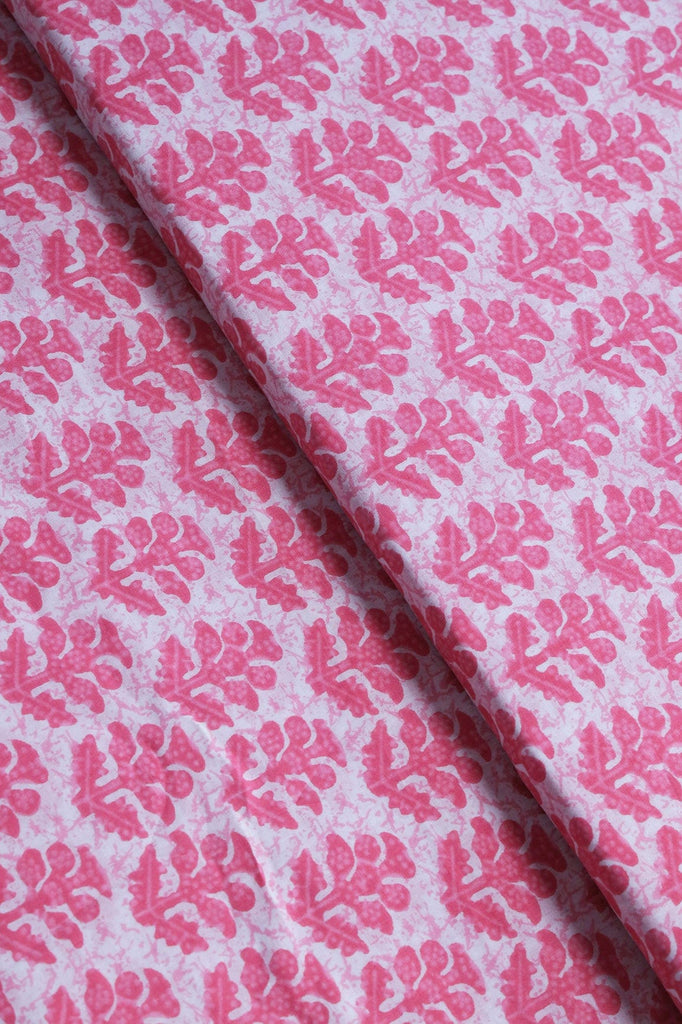 doeraa Prints Pink Floral Print On White Pure Mul Cotton Fabric
