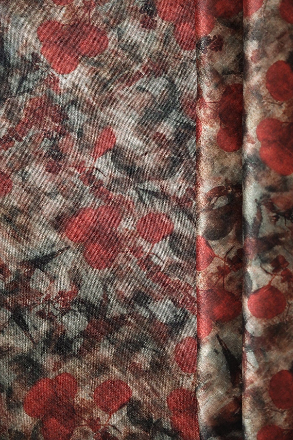 doeraa Prints Red And Black Floral Pattern Digital Print On Mulberry Silk Fabric