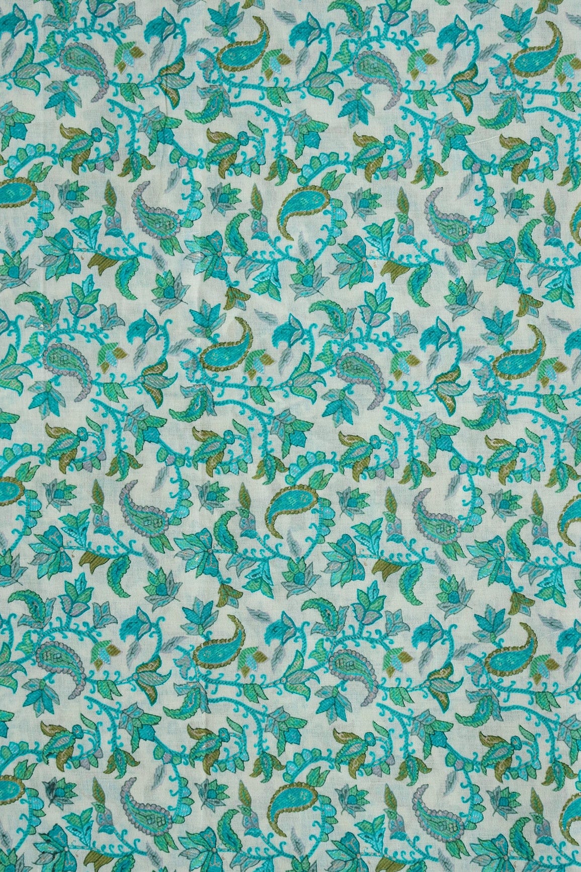 doeraa Prints Turquoise And White Paisley Foil Print On Pure Mul Cotton Fabric