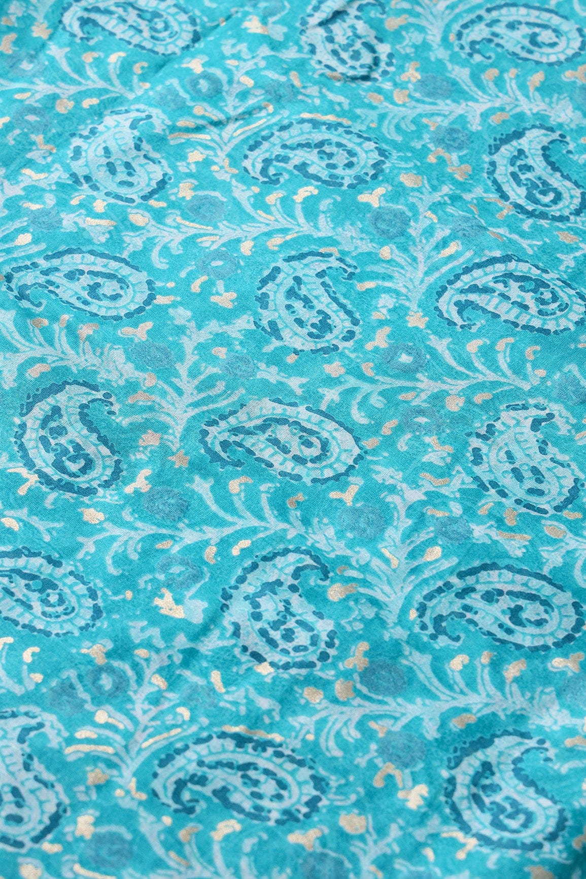 doeraa Prints Turquoise Paisley Pattern With Foil Print On Pure Mul Cotton Fabric