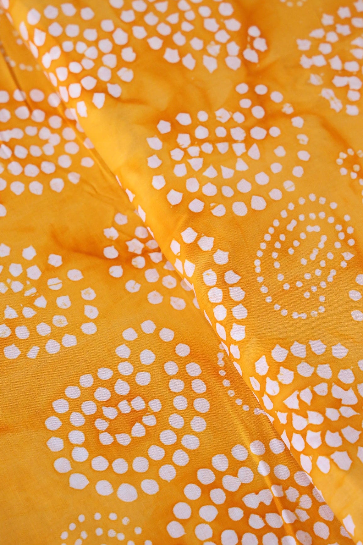 doeraa Prints White And Yellow Paisley Pattern Batik Handblock Organic Cotton Fabric