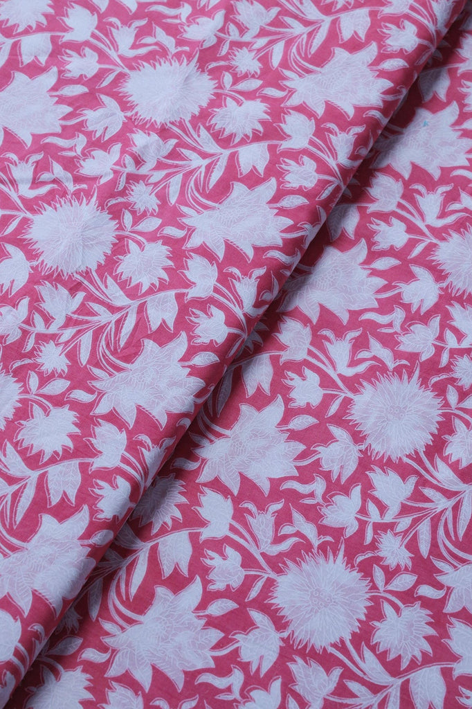 doeraa Prints White Floral Print On Creamy Pink Pure Mul Cotton Fabric