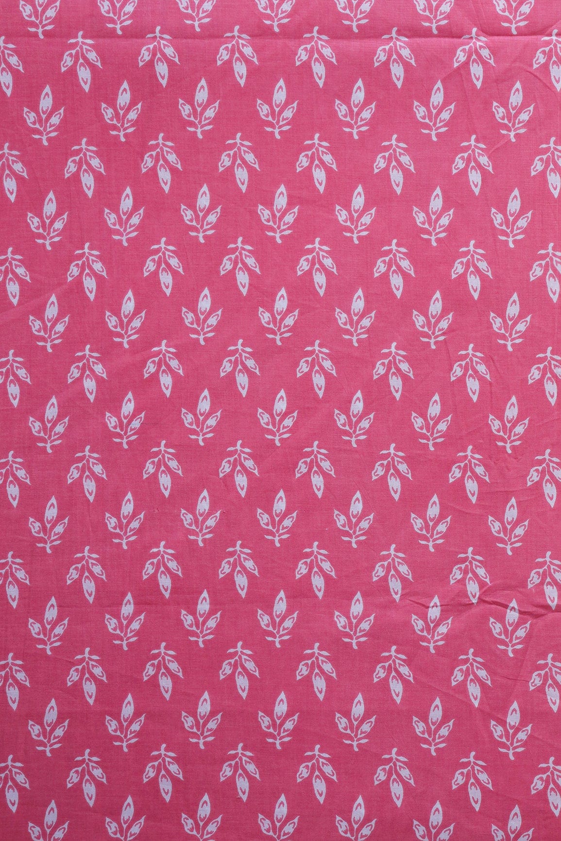 doeraa Prints White Leafy Print On Pink Pure Mul Cotton Fabric