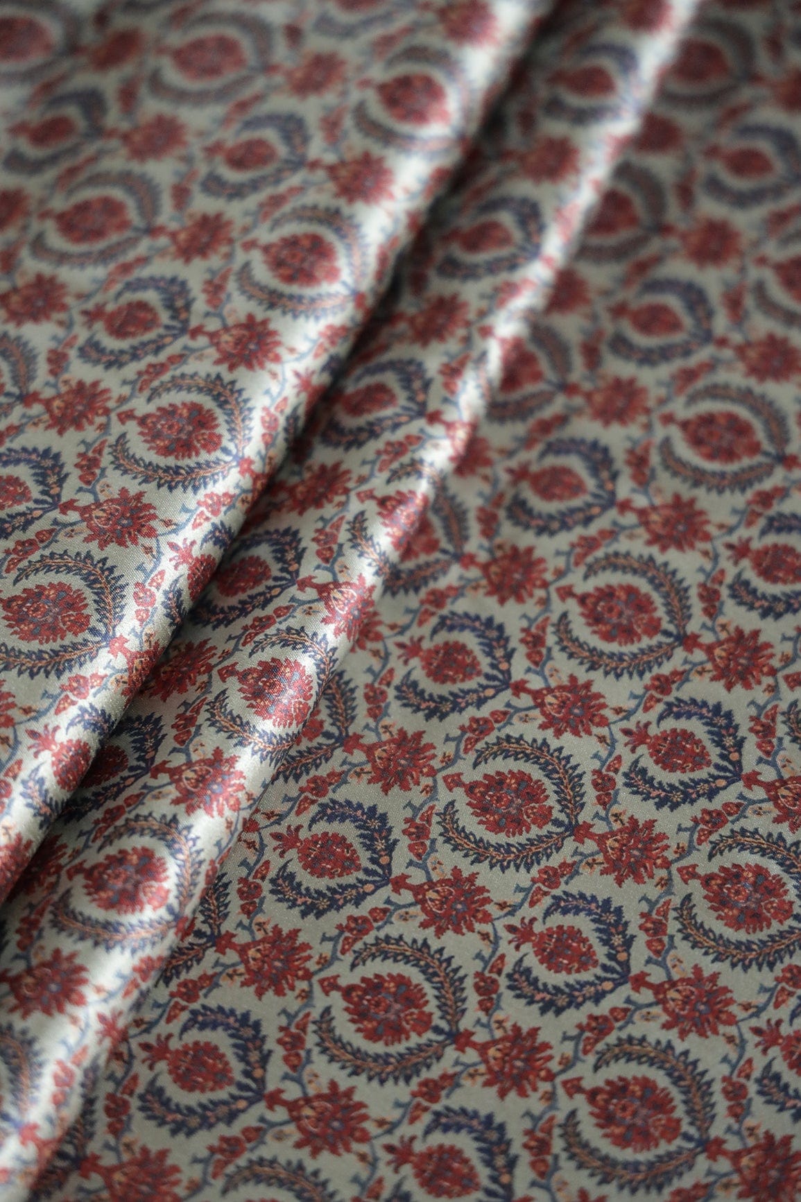 Red And Grey Trellis Pattern Digital Print On Satin Fabric - doeraa