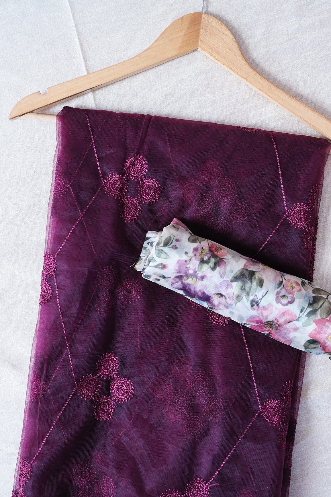 doeraa Saree Sets Wine And White Saree set (2 Piece)