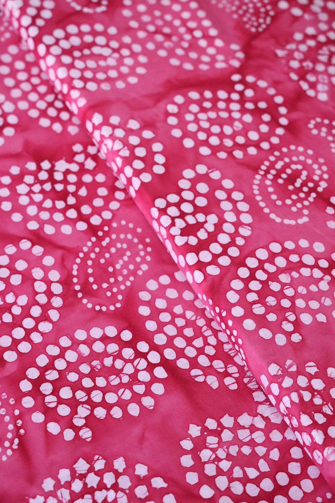 doeraa SUIT SETS Dark Pink And White Handblock Unstitched Suit (2 Piece)