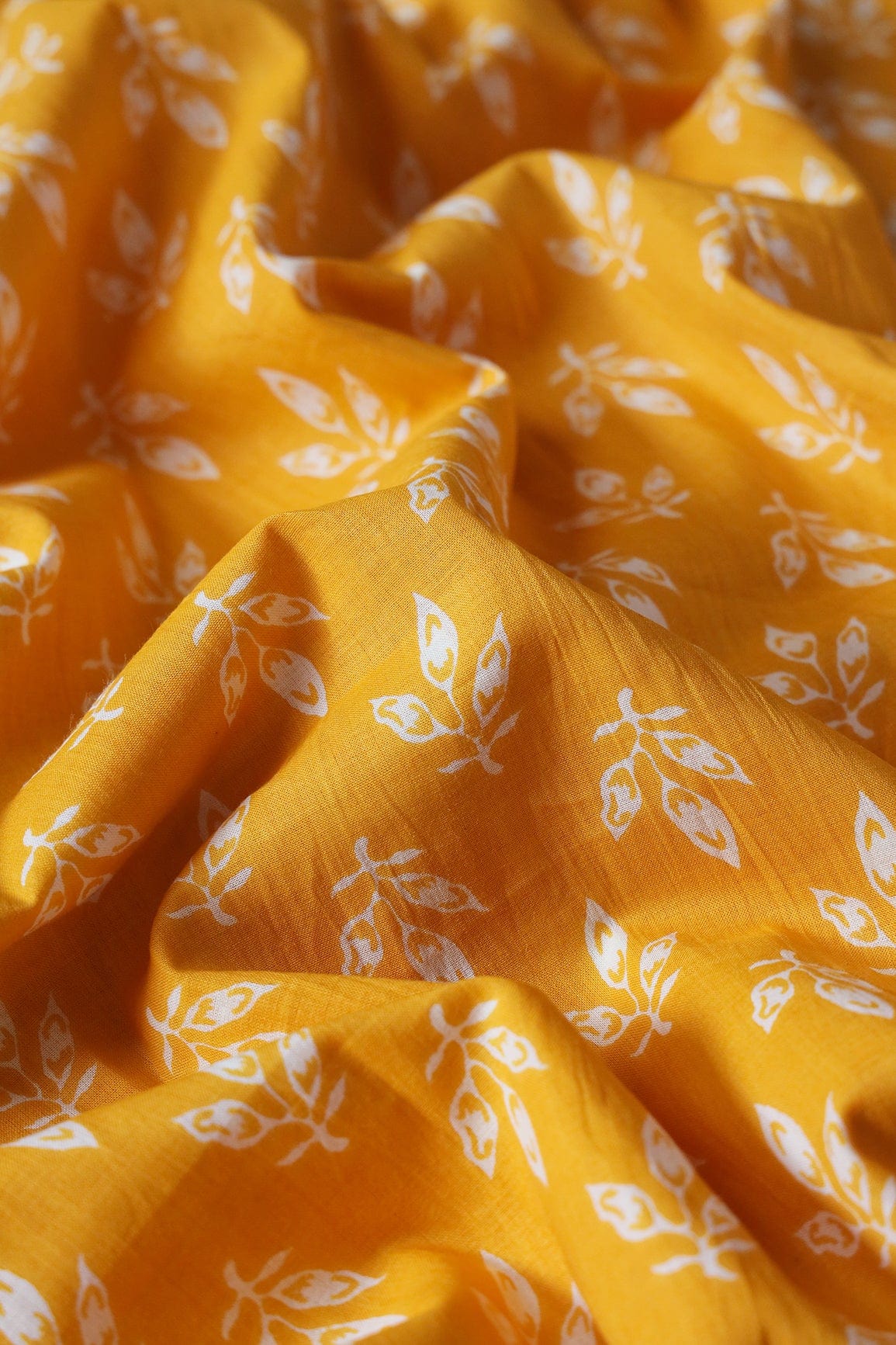 doeraa SUIT SETS Mango Yellow And White Pure Cotton Unstitched Suit Set (2 Piece)